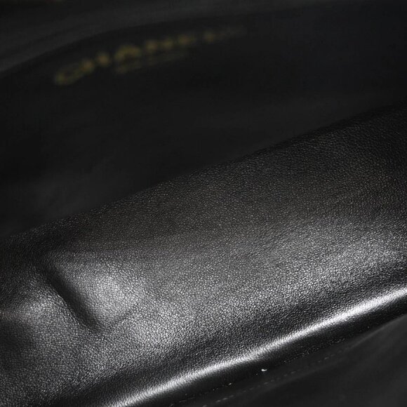 Chanel Black Calfskin Medallion Tote Handbag 155095 - Picture 8 of 10